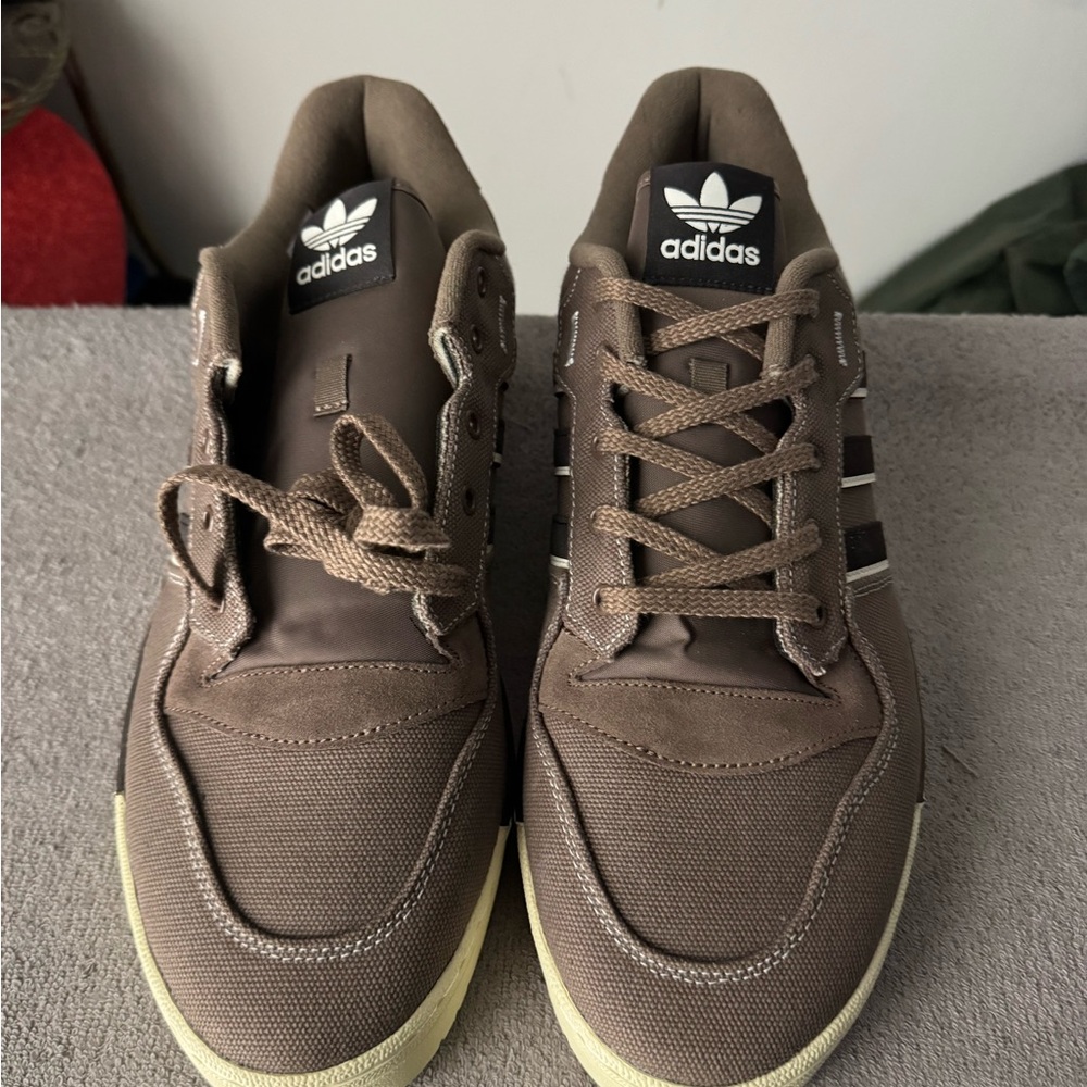 Adidas Men's Taupe Sneakers